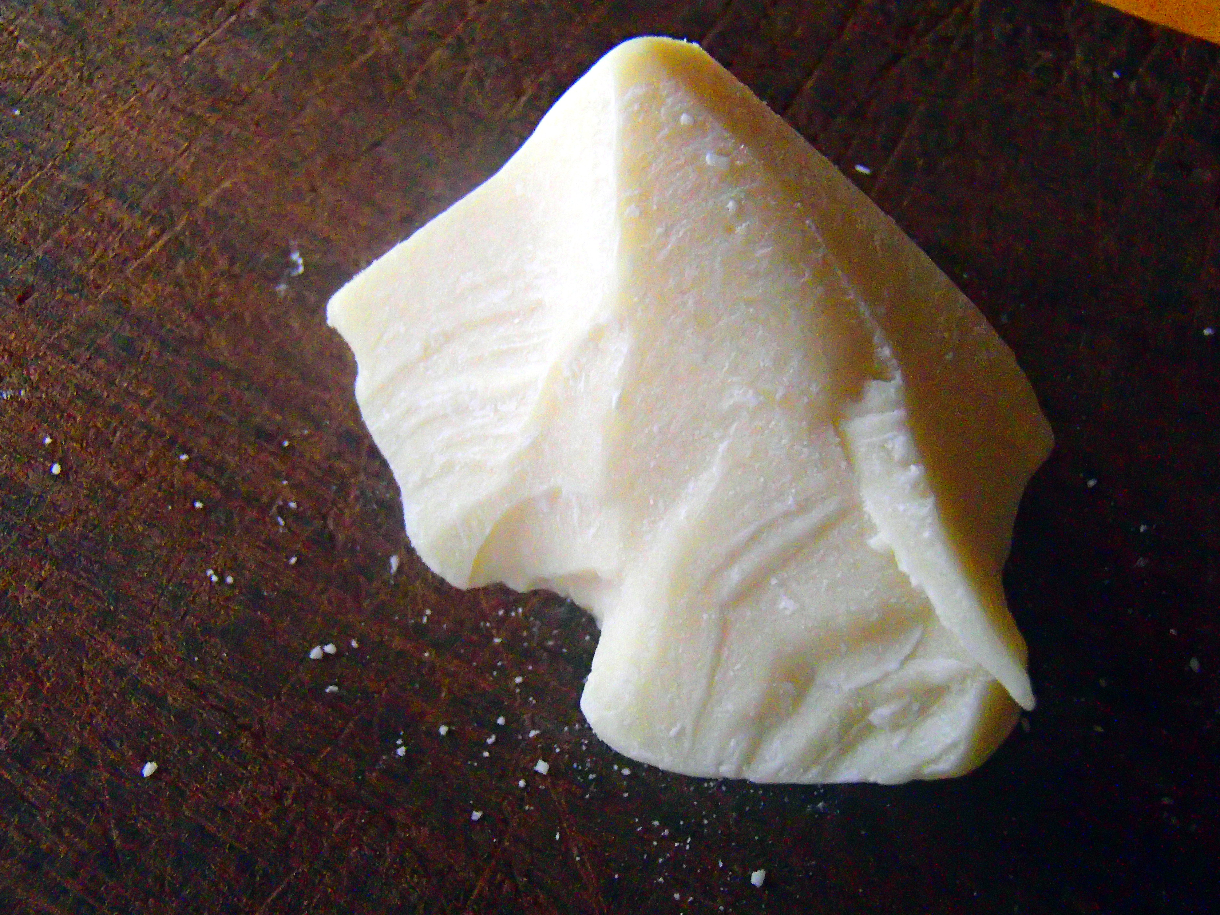 Raw cocoa butter